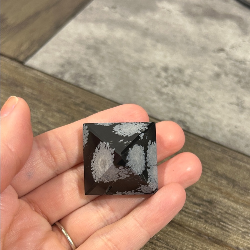 Snowflake Obsidian Pyramid Crystal - Black with Gray Snow Patterns - Picture 9 of 9